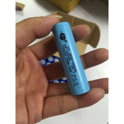 回收18650电池